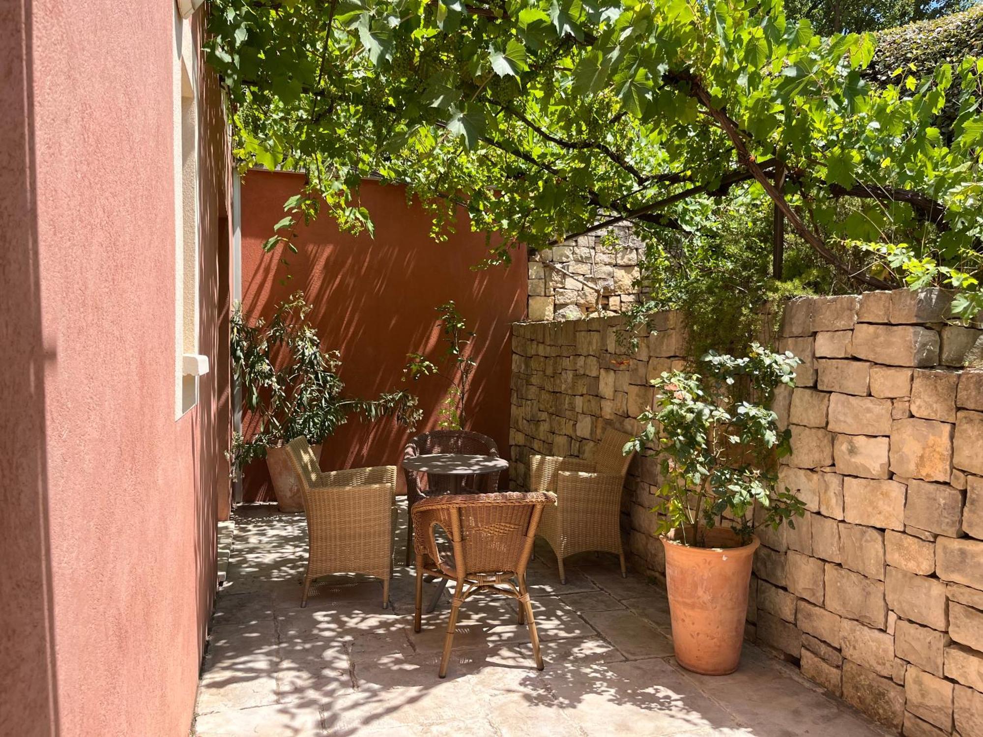Hotel Les Restanques De Moustiers מראה חיצוני תמונה
